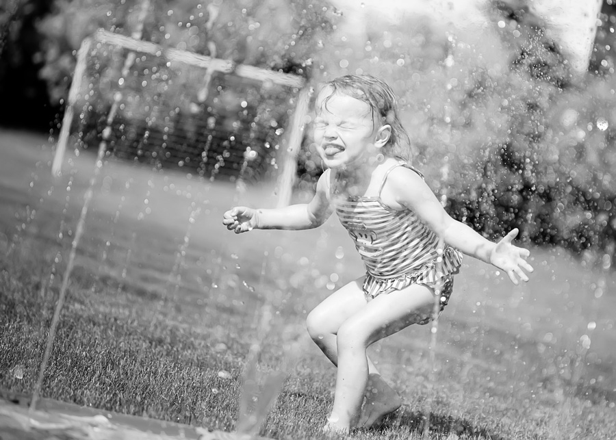 052012_0293_bw